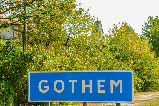 Gotland in Schweden - Ortsschild Gothem 

