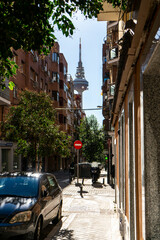 Foto desde una calle del Pirulí. Madrid, España.