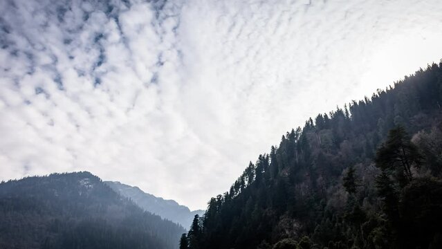 Timelapse of mountains of Sainj Valley in Himachal Pradesh, India
