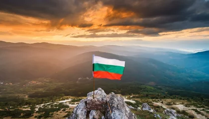 Küchenrückwand glas motiv The Flag of Bulgaria On The Mountain. © Daniel