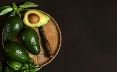 natural organic avocado with fresh basil - 786453371