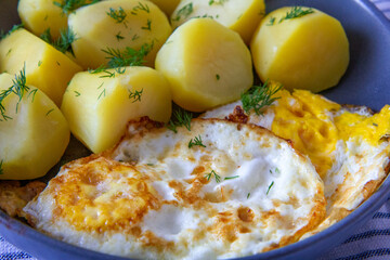 Potatoes with fried egg, buttermilk, beetroot and cucumber salad. Spring dinner - 786471767