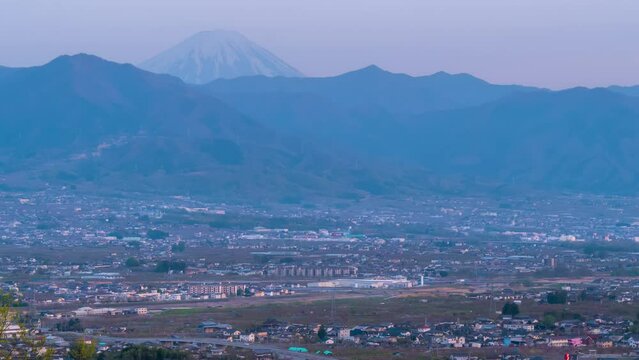 山梨県 フルーツ公園から望む富士山と街並　タイムラプス　夕景から夜景