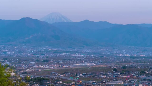 山梨県 フルーツ公園から望む富士山と街並　タイムラプス　夕景から夜景