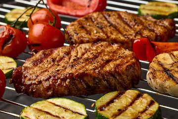 freshly grilled steaks - 786710104