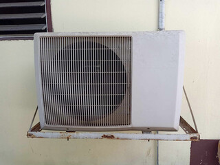 Air conditioner coils for cooling inside the building.