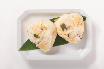 たけのこご飯のおにぎり