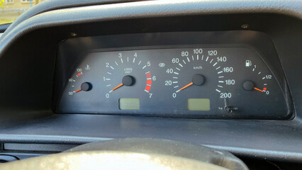 speedometer in the car
