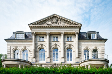 Fototapeta na wymiar street view of the prestigious villa Boisserée built in 1901 on the banks of the rhine in cologne