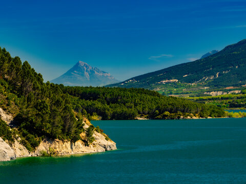 Lac de Yesa