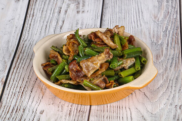 Roasted bacon with green bean