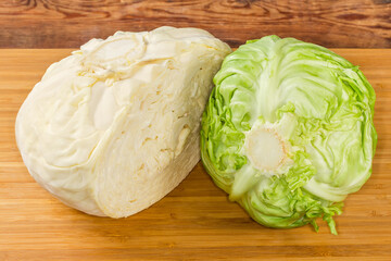 Young white cabbage and late cabbage of last year's harvest - 787046135