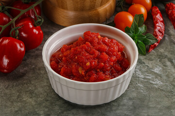 Fresh tomato puree pasta sauce