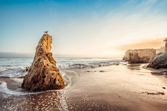 Fototapeta the el matador beach during sunset, california