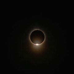 Right after third contact of total solar eclipse at Vermont on 2024/04/08, ISO200, F10, Exposure 1/1250s