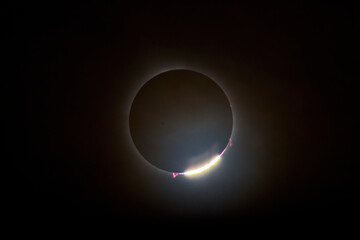 Total Solar Eclipse with Diamond Ring Effect and Corona