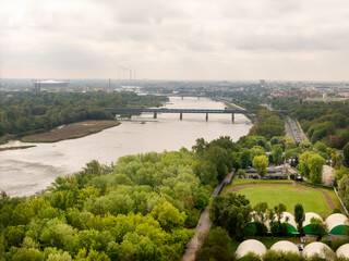 Panorama Warszawy, miasto. zdjęcie z drona