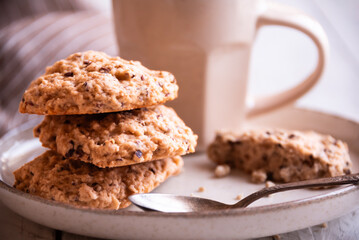 Chocolate chip cookies for breakfast - 787263521