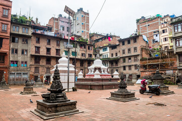 street. view of kathmandu old town, nepal - 787327551