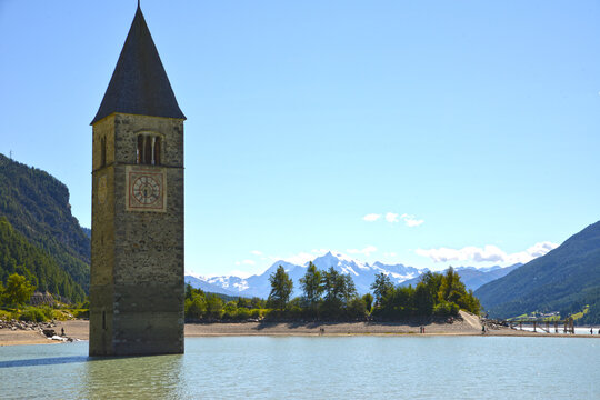 Reschensee, Kirchturm  Pfarrkirche Sankt Katahrina von Graun