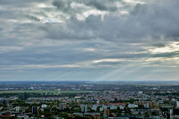 Sturmwolken über Berlin