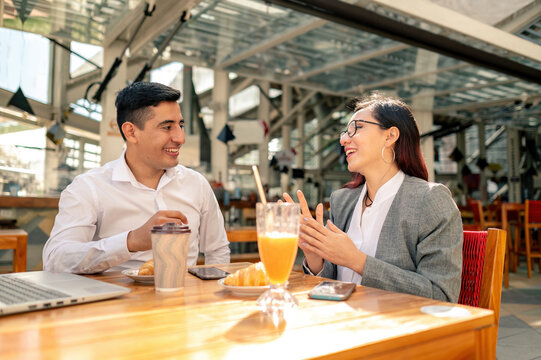 Friends, talk during the time of refaction and share daily experiences of work.