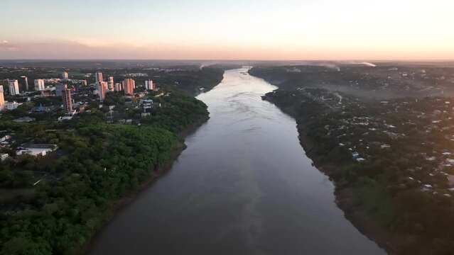 Ponte da Amizade in Foz do Iguaçu. Aerial view of the Friendship Bridge that marks the border between Brazil and Paraguay and connects Foz do Iguaçu to Ciudad del Este. Paraná river.