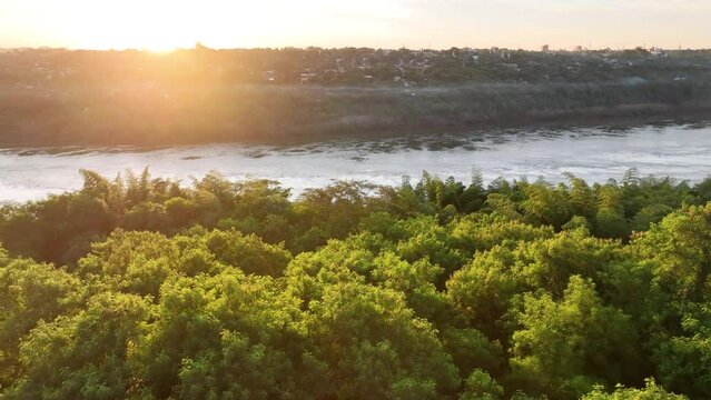 Ponte da Amizade in Foz do Igua&ccedil;u. Aerial view of the Friendship Bridge that marks the border between Brazil and Paraguay and connects Foz do Igua&ccedil;u to Ciudad del Este. Paran&aacute; river.
