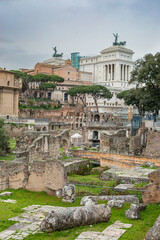 roman forum ruins