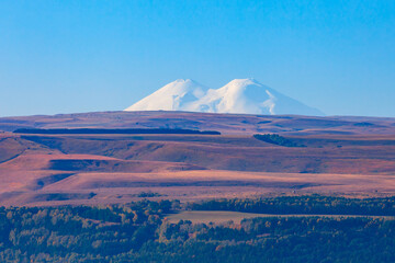 Fototapeta premium Elbrus, the highest mountain in Europe
