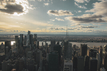 Fototapeta premium Futuristic buildings shining in a sunny day