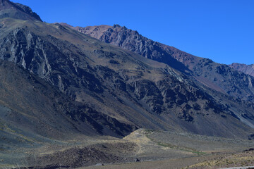 montagna, paisaje, montagna, cielo, naturaleza, valle, viajando, carretera, desierta, cerro, roca, nube, nieve, pico, verano, cerro, nube, alto, oto&ntilde;al, turismo, escenario, panorama, c&eacute;sped