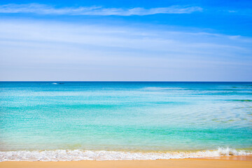 Fototapeta na wymiar Beautiful landscape of the Indian Ocean coast