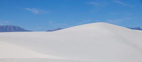 Fototapeta na wymiar Panorama of Sand dunes at White Sands National Park, New Mexico