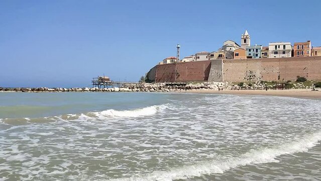 Termoli - Panoramica del mare dalla riva di Cala Sveva