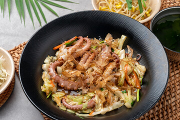 Korean food, octopus, stir-fry, side dishes, bean sprouts, soy sauce, spicy, chili powder, seaweed soup, cabbage, perilla leaf, bossam,