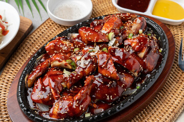 Korean food, chicken, barbecue, fried, old days, whole chicken, boneless, chicken feet, spicy, cabbage, salt, mustard, sauce