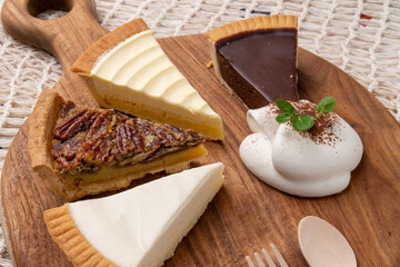 Café, milk tea, tart, tiramisu, ade, fresh fruit, lemon, fashion fruit, melting, chocolate, Monte Carlo, Mircino, Einspanner, Jeju, matcha, latte, toffee nut, latte