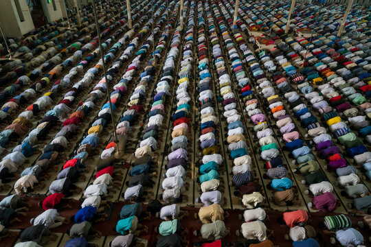 Dhaka, Bangladesh - 01 March 2024: View of Jummah Prayer at National Mosque, Dhaka, Bangladesh.