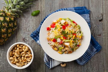 Salad with rice, chicken, peanuts and vegetables. Top view. - 788211100
