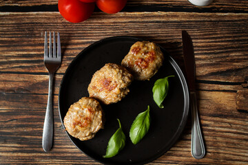 
Fresh chicken cutlets. on a wooden background. dinner