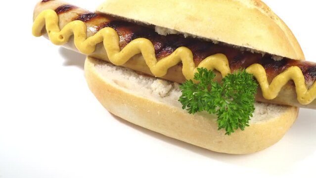 Sausage with Mustard in a Bun - Turn around Animation