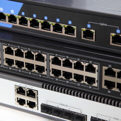Network hub and patch panel computer net monitoring system equipment