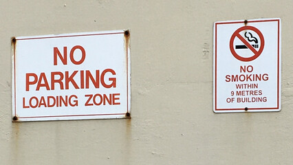 No parking - loading zone sign
