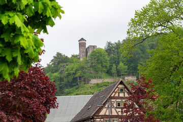 Burgruine Hallenburg über Steinbach-Hallenberg in Thüringen