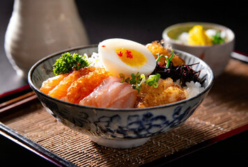 Domburi giapponese, piatto orientale