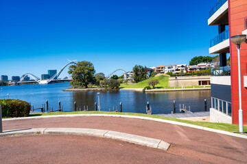 Victoria Gardens, Mardalup Park and Swan River in Perth