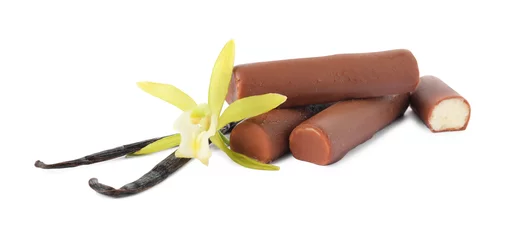 Fotobehang Glazed curd cheese bars, vanilla pods and flower isolated on white © New Africa