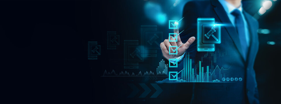 Legal tech entrepreneur assesses, through an online platform, the performance of law firms using virtual interfaces and communication technology.