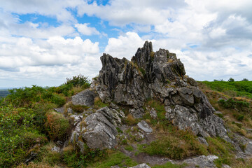Le Roc'h Trévezel, second point culminant du massif armoricain dans les Monts d'Arrée, au cœur du Finistère en Bretagne - obrazy, fototapety, plakaty